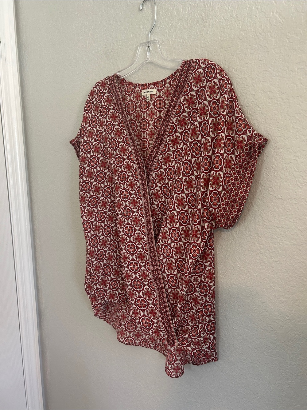 Max Studio Red Floral Print V-Neck Blouse - Picture 2 of 7